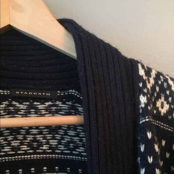 Cozy open front sweater - Picture 2 of 4
